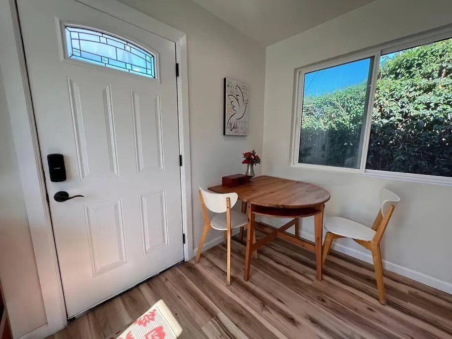 Lovely Little Cottage Close To Forum,Sofi,Lax Los Angeles Apartment
