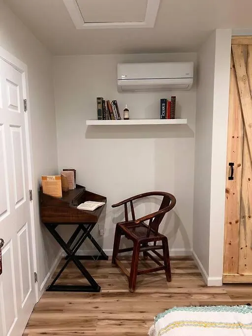 Lovely Little Cottage Close To Forum,Sofi,Lax Los Angeles Apartment